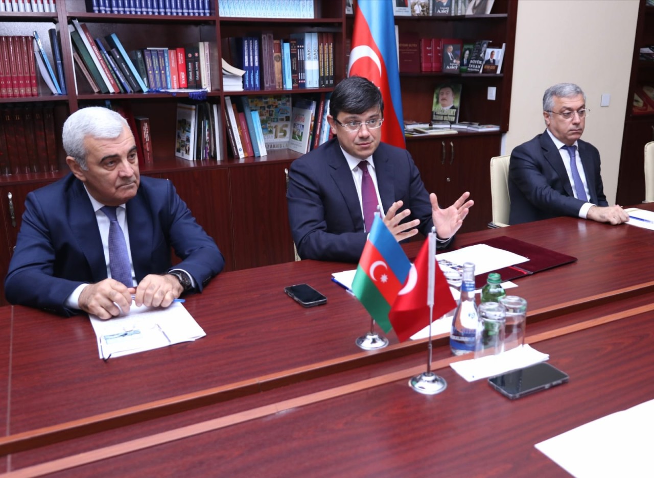 Türkiyə universitetlərinin rektorları Diaspor Komitəsində olub - FOTOLAR